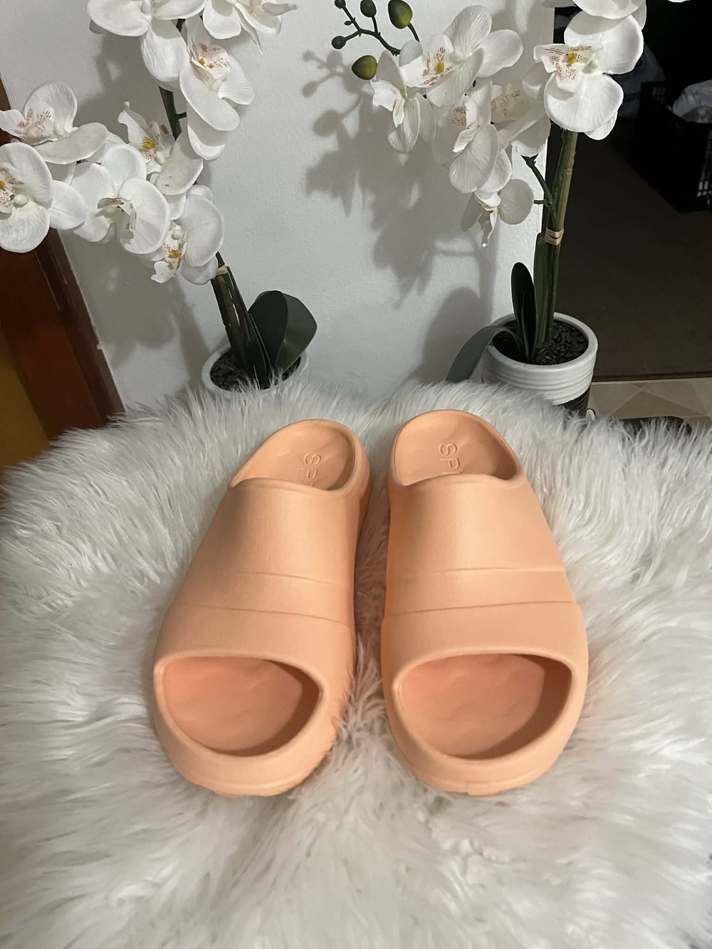 Sperry Peach Slide Clogs